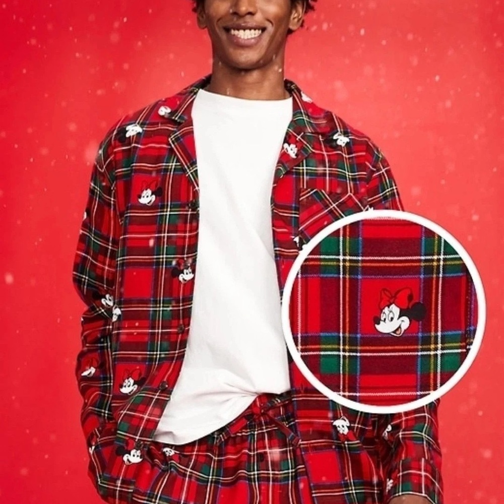 OLD NAVY x Disney NWT Men's Red Flannel Pajama Top‎ Mickey & Minnie Size Med